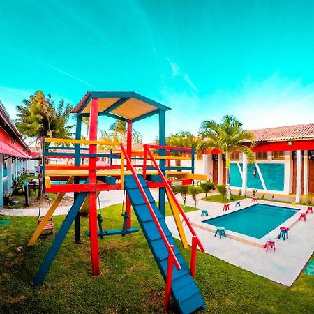 Ilha Praia Hotel Камосим Екстериор снимка