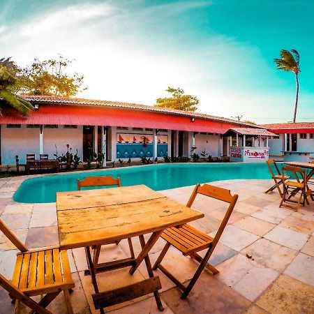 Ilha Praia Hotel Камосим Екстериор снимка