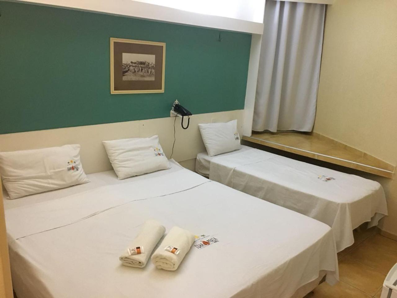 Ilha Praia Hotel Камосим Екстериор снимка