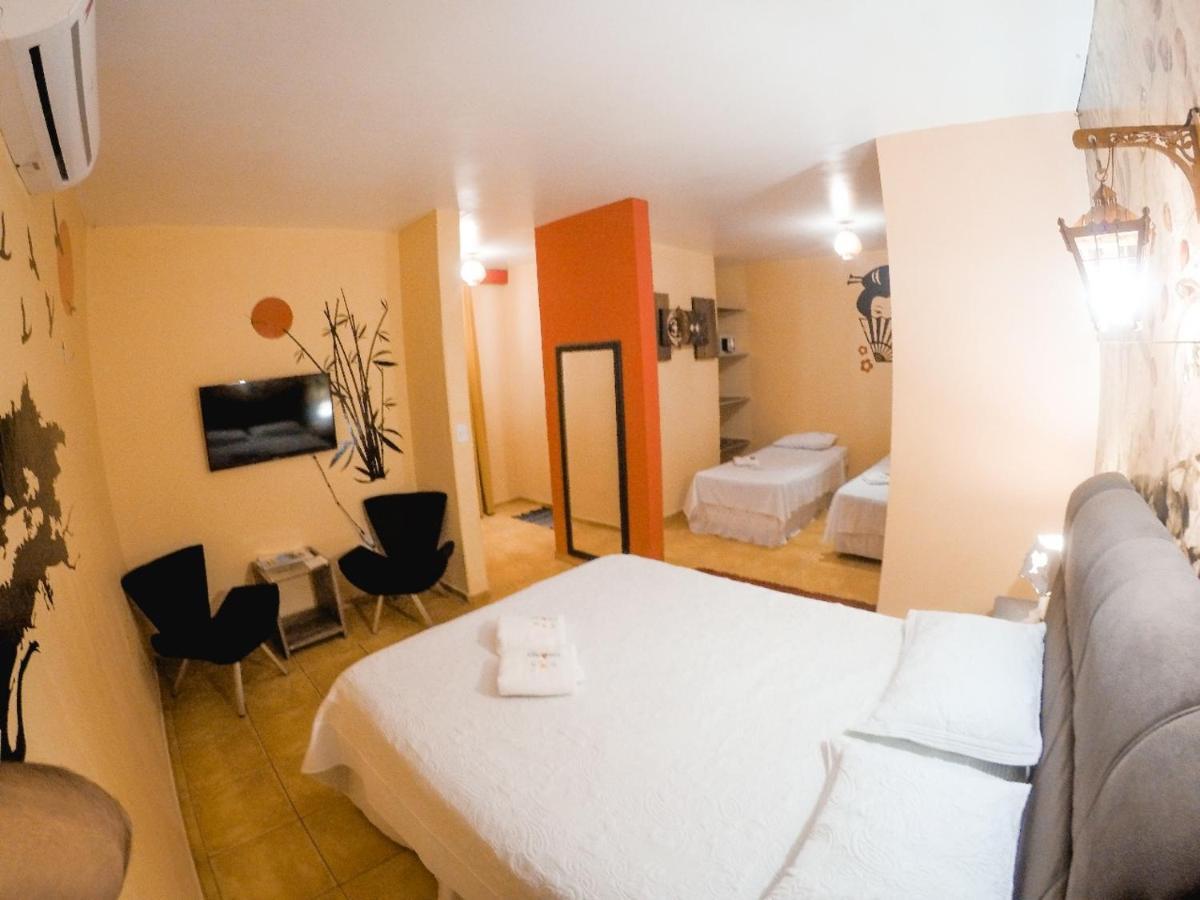 Ilha Praia Hotel Камосим Екстериор снимка